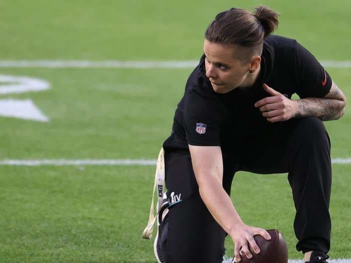 Microsoft's Super Bowl ad featured the first female - and openly LGBTQ - coach to ever be in the NFL championship game. Watch the commercial here.