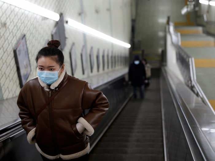 A new study reveals early warning signs of the coronavirus. But it's taking a week for Wuhan patients with symptoms to be admitted to a hospital.