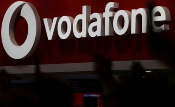 Vodafone Idea wants to increase data prices by 10 times - to cover its spectrum dues