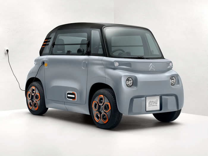 A French automaker created an adorable, $6,600 electric city car that's so small, you don't need a license to drive it