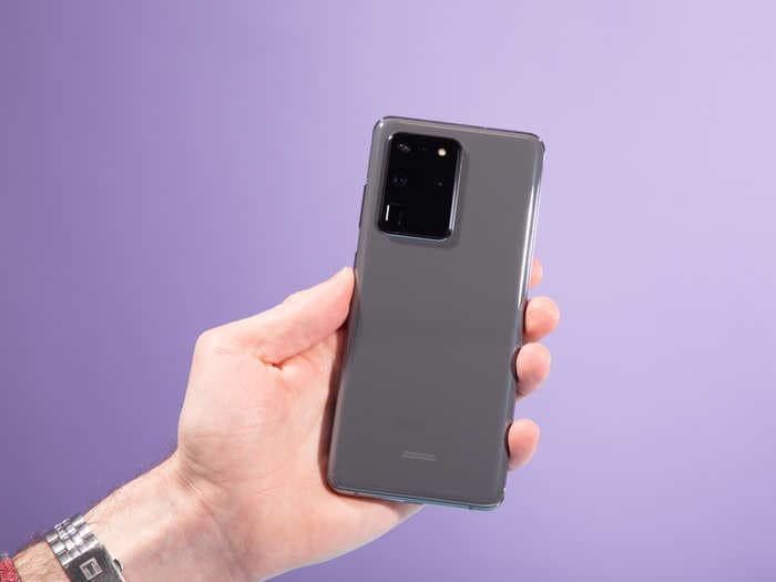 Samsung's new Galaxy S20 Ultra costs twice as much as Apple's iPhone 11 - and it feels out of touch at a time when smartphones are finally getting cheaper