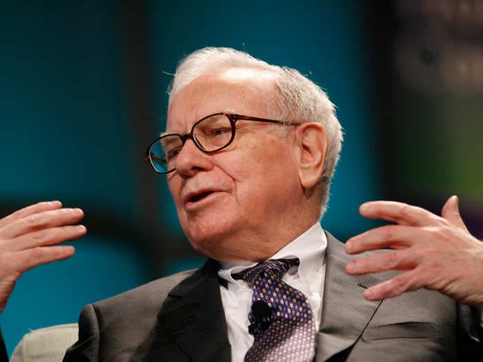 Warren Buffett could bail out airlines, hotels, and casinos as coronavirus ravages their revenues