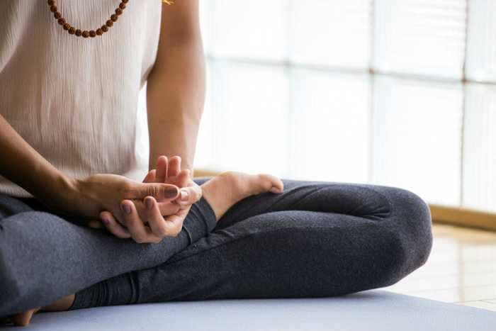 How to meditate: The beginner's guide to building a meditation habit and practicing mindfulness