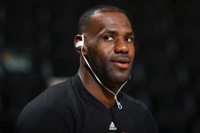 LeBron James quietly invested in Beats by Dre and made $700 million without anyone really knowing, a former teammate claimed