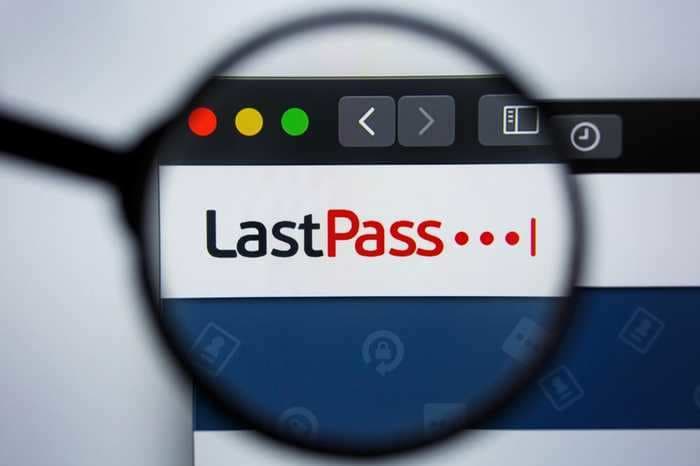 How to add LastPass to your Safari browser's toolbar to better manage your login information