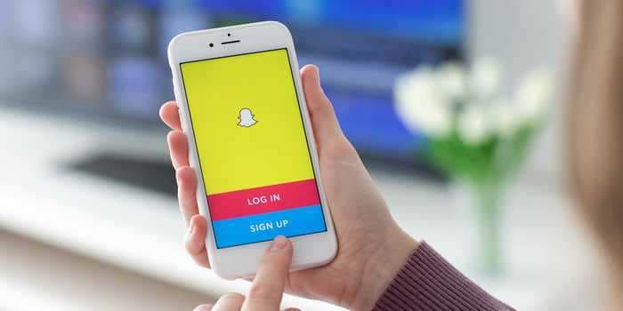 'Why won't my Snapchats send?': How to troubleshoot Snapchat if it's not working