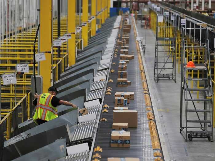 Amazon reportedly says California's expanded coronavirus sick leave policy doesn't cover its warehouse workers