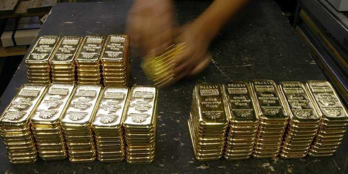 Hedge fund bear Crispin Odey says personal gold ownership could become illegal if inflation spikes