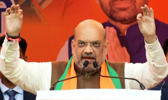 Amit Shah to meet Arvind Kejriwal and review the COVID-19 situation in Delhi