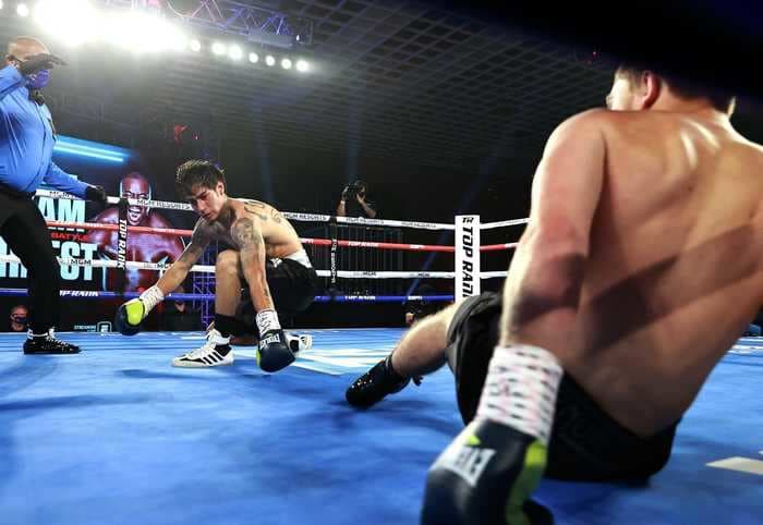 2 American boxers scored an ultra-rare double knockdown before one got off the canvas to TKO the other in the 1st round