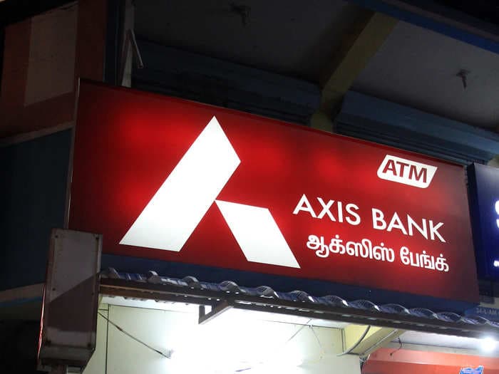 Axis Bank share price surges over 6% after earnings reveal that only 9.7% of its loans are exposed to the moratorium