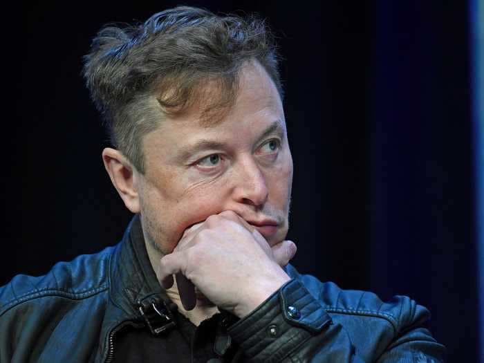 Elon Musk seems furious that SpaceX has to split Space Force contracts worth billions with his biggest rival, ULA