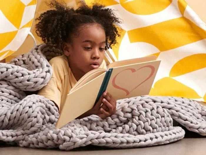 7 weighted blankets for kids that may help with sleep, anxiety, and sensory issues