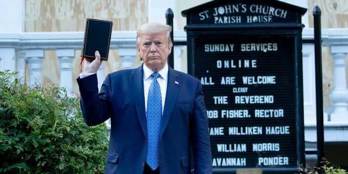 Michael Cohen says Trump once said after meeting evangelical Christians: 'Can you believe people believe that bulls---?'