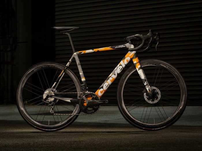 Lamborghini will now sell you a fancy new $18,000 bike — see the Cervélo R5 Lamborghini Edition