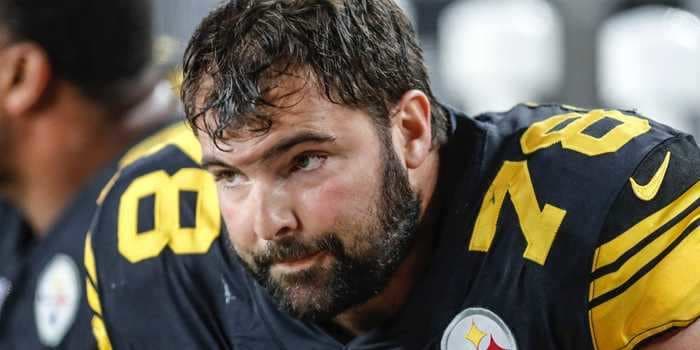 An Army veteran broke ranks with his Pittsburgh Steelers teammates by putting the name of a fallen soldier on his helmet instead of a police brutality victim, and it caught some of them off-guard