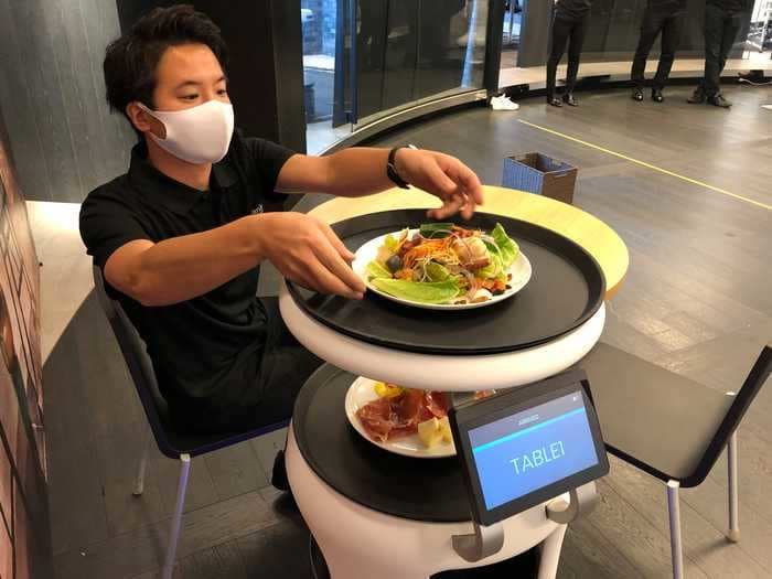 Softbank's new food service robot Servi could replace waitstaff and food runners at restaurants
