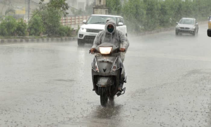 Heavy rainfall likely in parts of east coast, Karnataka and Telangana on October 11 and 12, says IMD