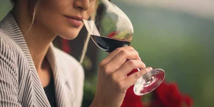 3 major health benefits of red wine — and how much you should drink