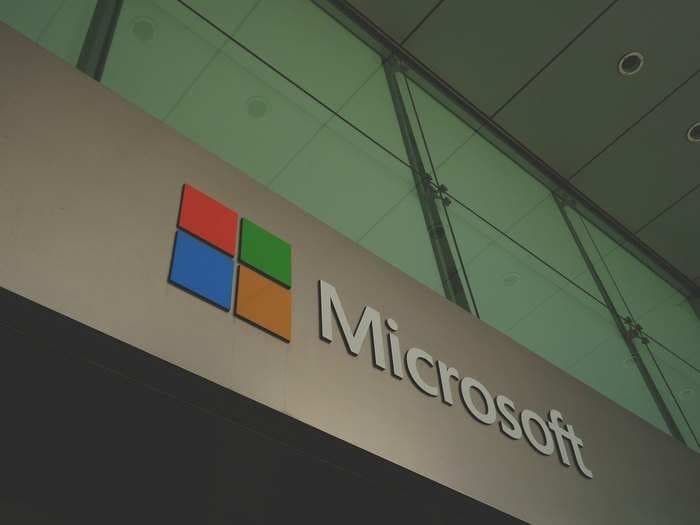 Microsoft stops installing Office web apps without user permission