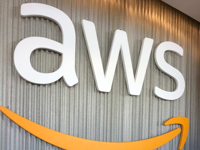 AWS pumps $2.7 billion into India to set up a second cluster of data centers in Hyderabad by 2022