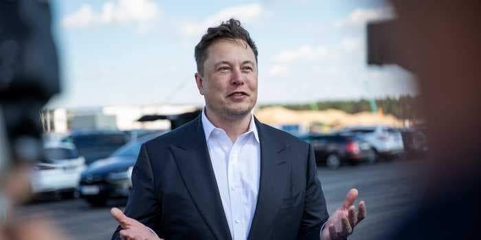 Tesla's market cap breaches $500 billion as mammoth 2020 rally charges on