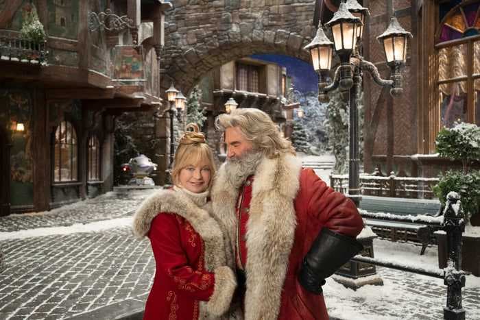 'Christmas Chronicles 2' director says the Santa's village set is even larger than the Great Hall in 'Harry Potter'
