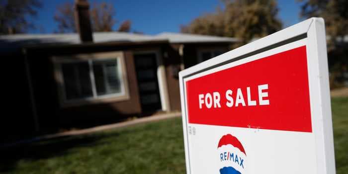 US pending home sales fall for 2nd month as high prices cut into housing-market rally