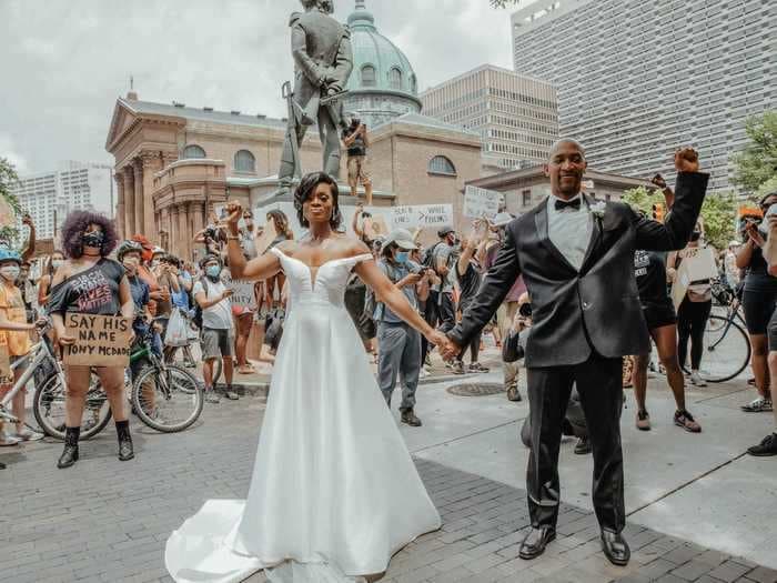 38 of the most beautiful wedding photos taken in 2020