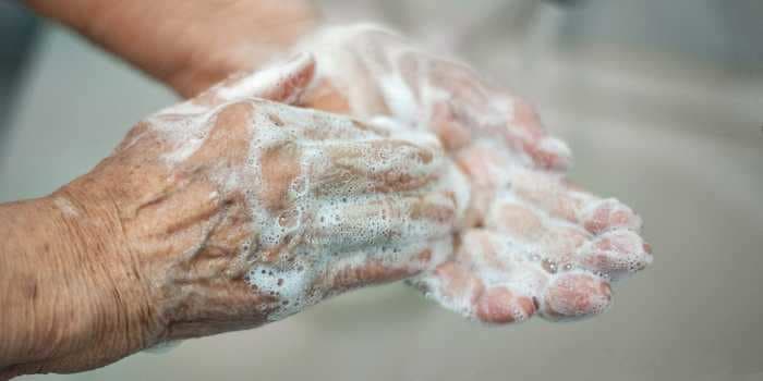 Antibacterial soap vs. regular soap: Which offers better protection