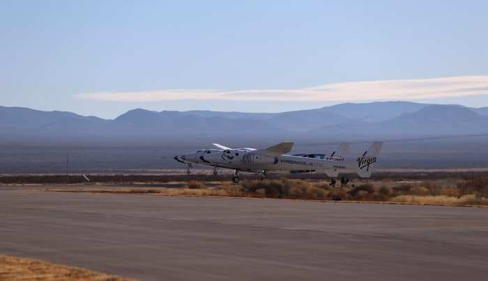 Virgin Galactic's first rocket-powered spaceflight test runs into a snag before reaching orbit