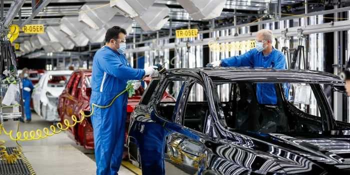 US manufacturing output beats November estimates as car factories continue to shine through the pandemic