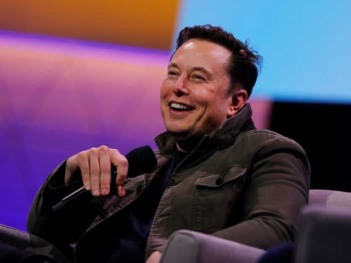 Elon Musk should apologize for 'insensitive' comments mocking gender pronouns, says a group that ranked Tesla as a top LGBTQ-friendly workplace