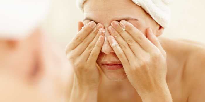 5 home remedies to treat styes naturally, according to eye doctors