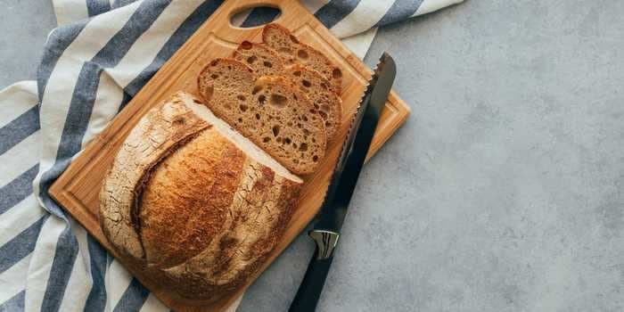 How to store bread and never throw away a moldy loaf again