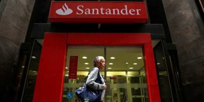 Santander's 4th-quarter profit plunges 90% as the bank sets aside higher provisions to weather the pandemic