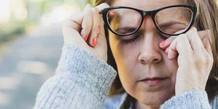 How to tell if you have pink eye or a stye and treat your symptoms effectively