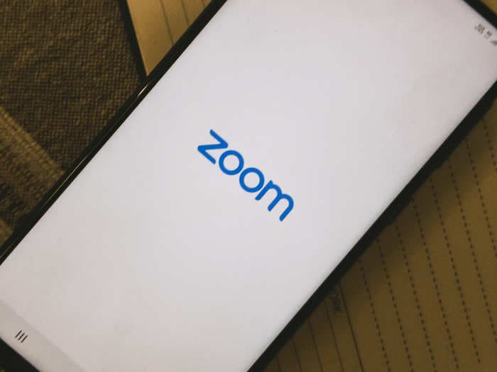 Zoom lets you change your eyebrows, beards and lip color during calls to make meeting more fun