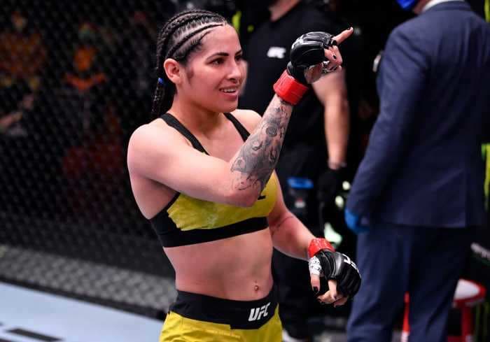 Polyana Viana submitted her UFC opponent by bending her arm in a way it should never be bent