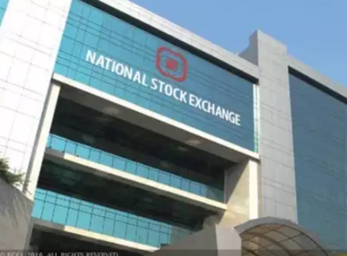 NSE resumes trading after a brief halt, stock exchanges to remain open till 5 PM