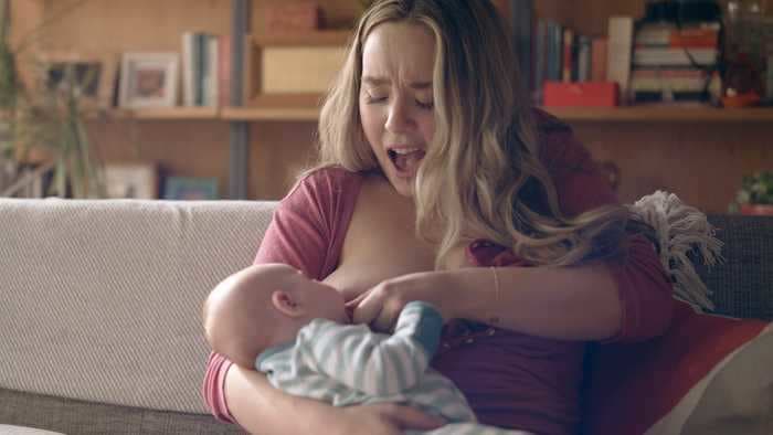 The first advert to show new moms' lactating breasts is set to air during the Golden Globes