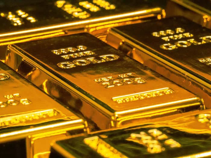 Gold prices are falling and the world’s biggest market for the yellow metal is hoping for more shoppers