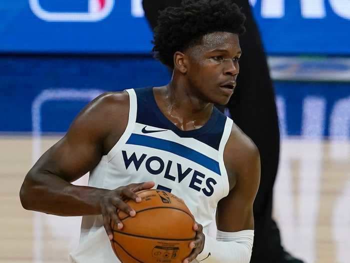 Timberwolves rookie Anthony Edwards dumped a full water bottle on his new coach because he was confused about an NBA tradition