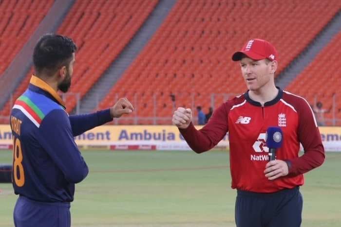 4th T20I: England wins toss, choose to bowl first against India