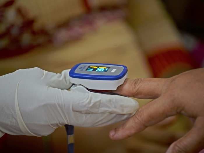 Pulse oximeter buying guide - here's how to choose the right oximeter for home