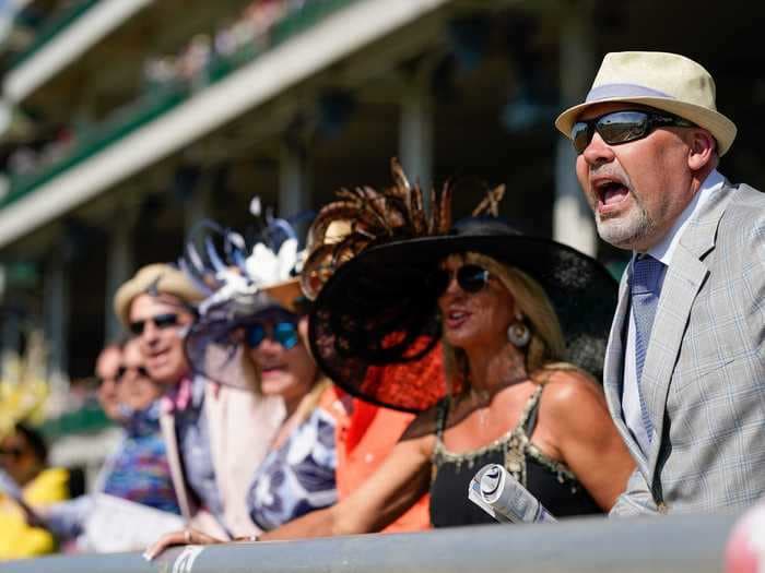 Photos of the Kentucky Derby show that the 'most exciting 2 minutes in sports' is back with fashion and fanfare