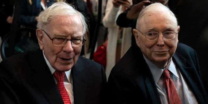 'Robinhood isn't democratizing investing': 6 markets experts break down why Warren Buffett and Charlie Munger were right to trash the trading app