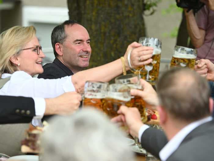 Photos show Germans flocking to outdoor bars as Bavaria's famous beer gardens reopen