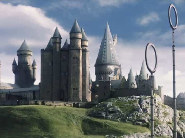 17 little-known facts about Hogwarts even die-hard 'Harry Potter' fans may not know