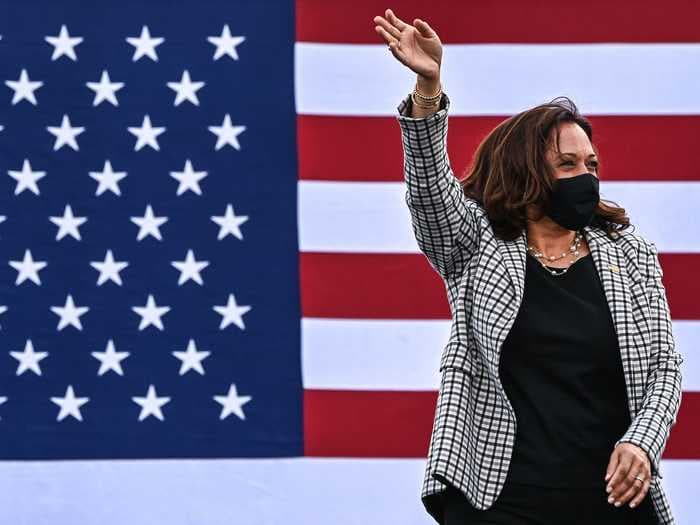 Kamala Harris blasts how workers lose $200 billion a year from the anti-union trend in the US economy